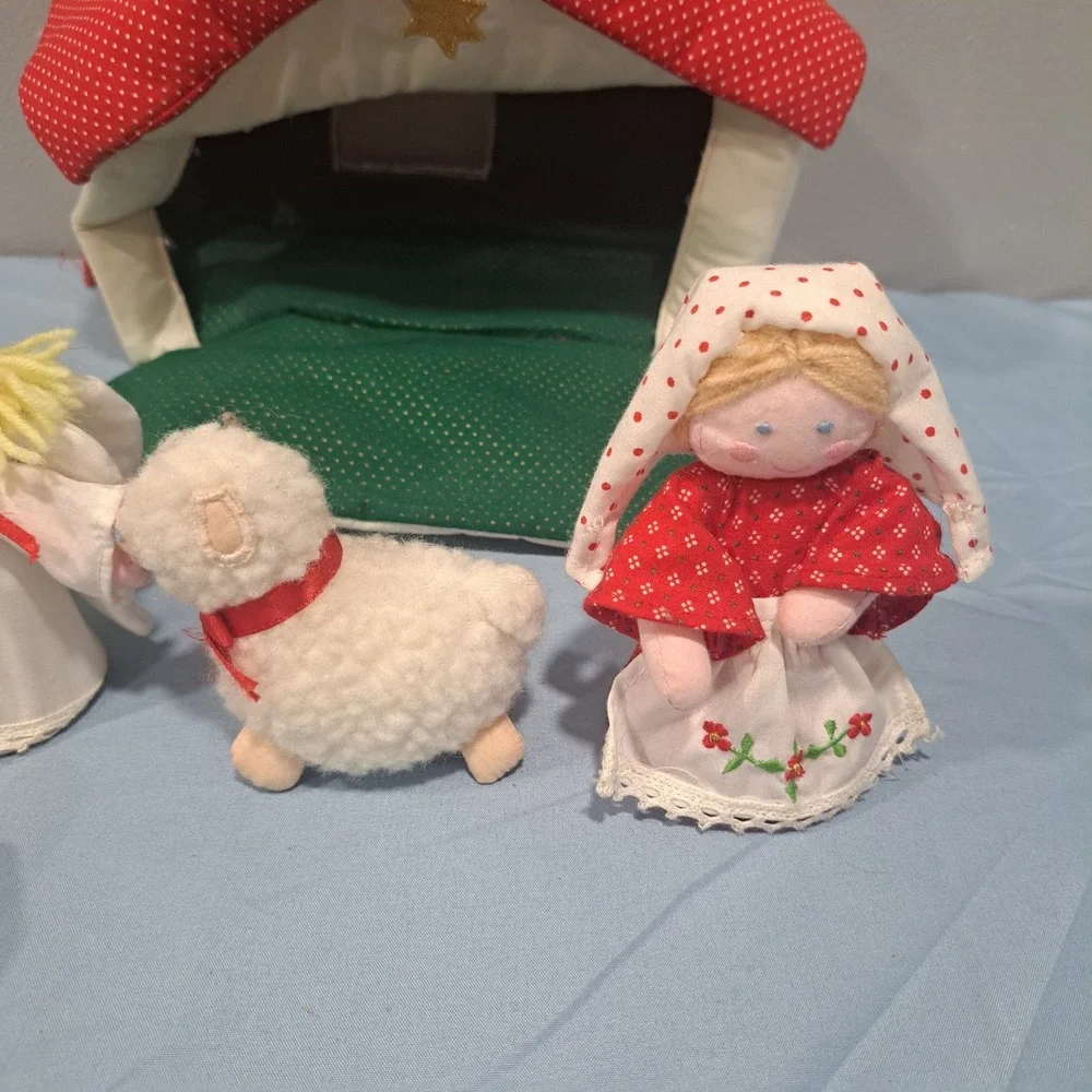 VTG House of Hatten Fabric Nativity Set Soft Sculpture Creche Christmas Decor‎